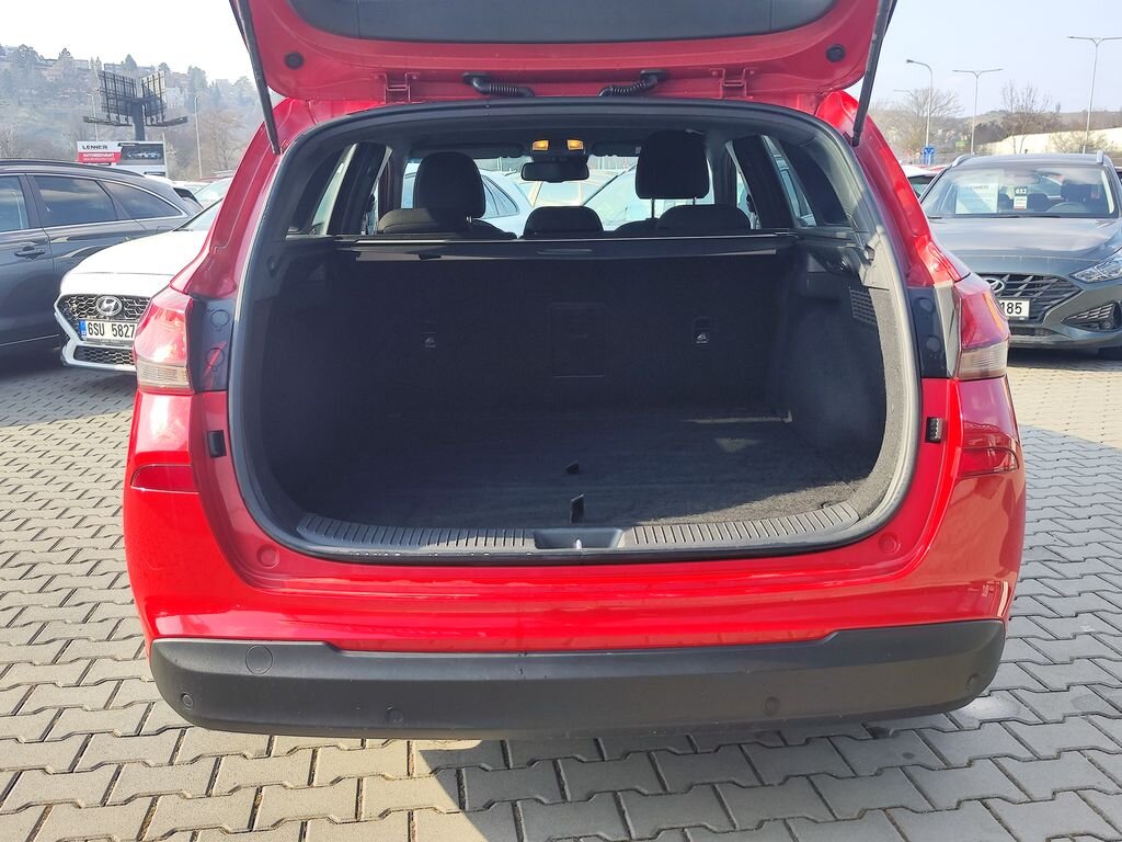 Hyundai i30 Kombi 1,4 l 103 kw