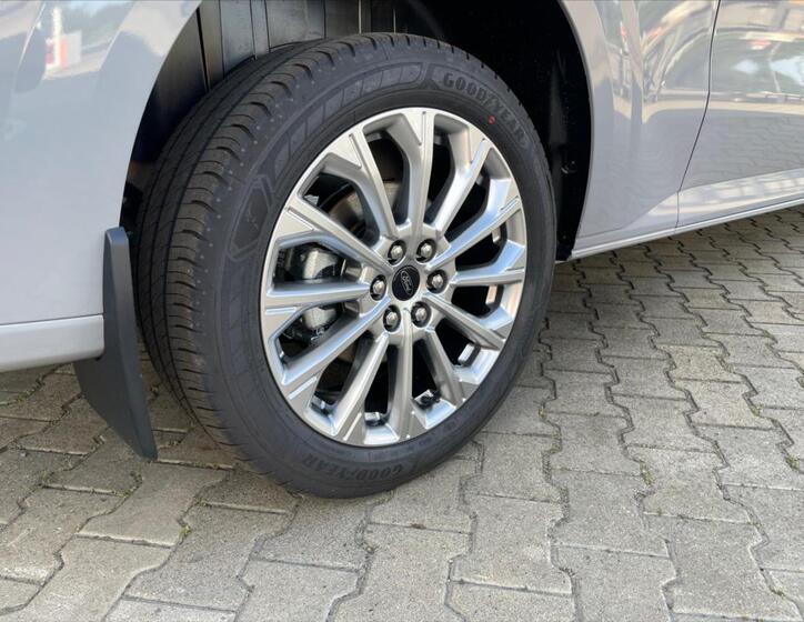 Ford Tourneo Custom Kombi 2,0 l 125 kw