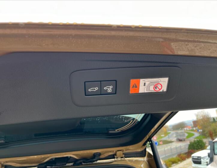 Toyota Land Cruiser 13