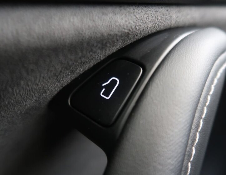 Tesla Model Y SUV 0,0 378 kw