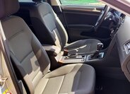 Volkswagen Golf Kombi 1,6 l 85 kw