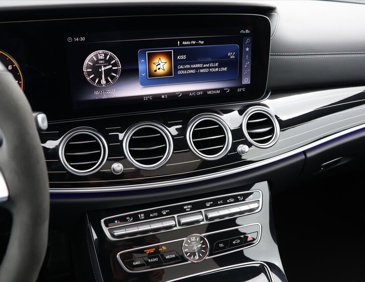 Mercedes-Benz Třídy E Sedan 4,0 l 450 kw