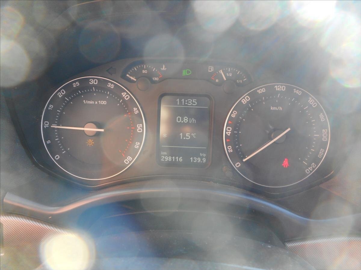 Škoda Octavia Sedan / Limuzína 1,9 l 77 kw