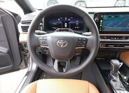 Toyota Camry Sedan / Limuzína 2,5 l 137 kw