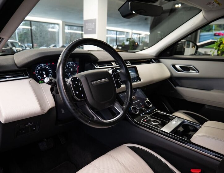Land Rover Range Rover Velar SUV 3,0 l 221 kw