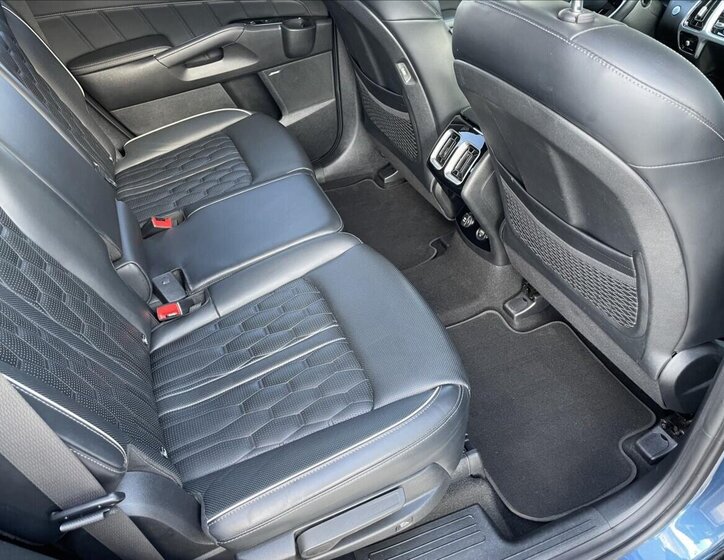 KIA Sorento SUV / Terénní 2,2 l 148 kw