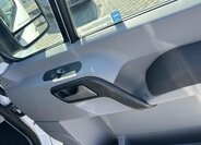 Volkswagen Crafter Skříň 2,0 l 120 kw