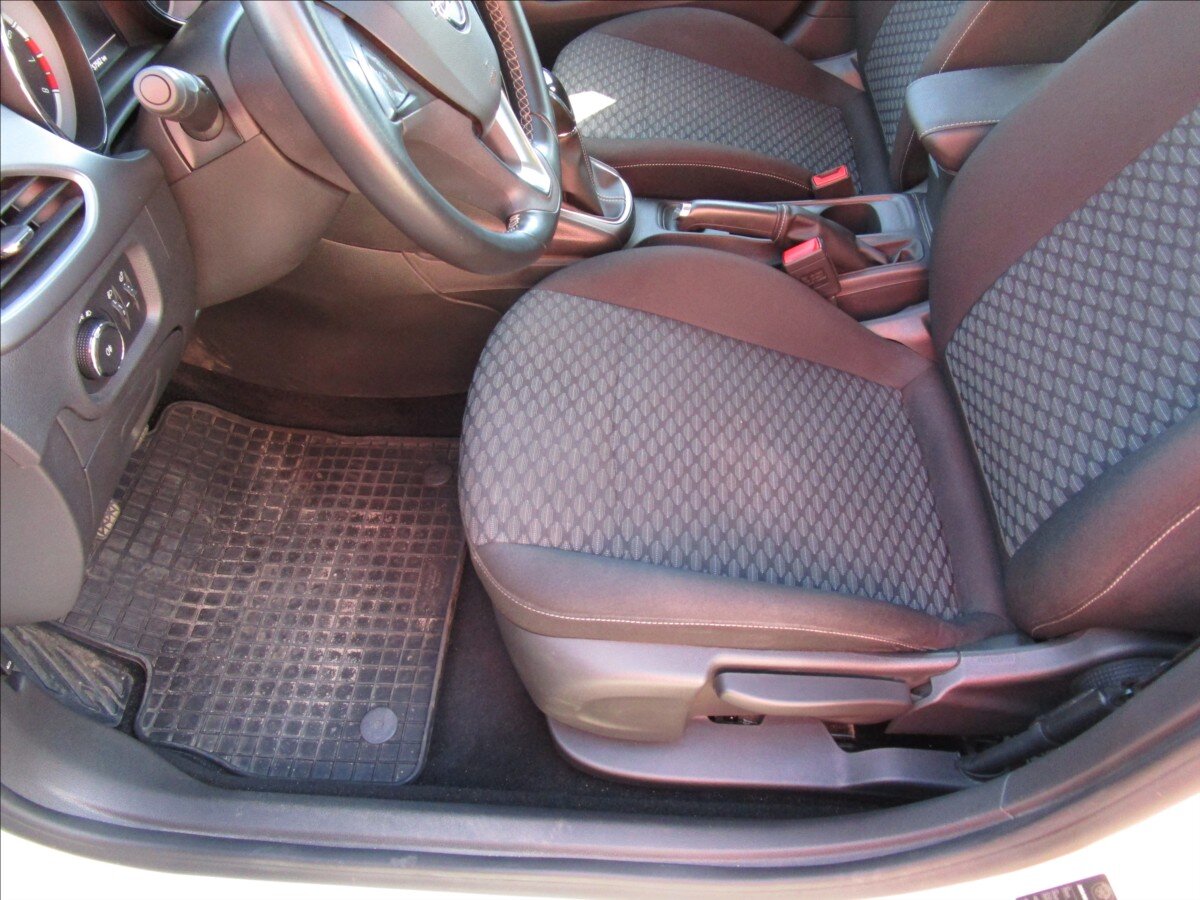 Opel Astra Hatchback 999,0 77 kw