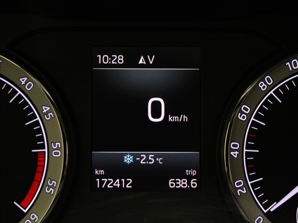 Škoda Karoq SUV 1,6 l 85 kw