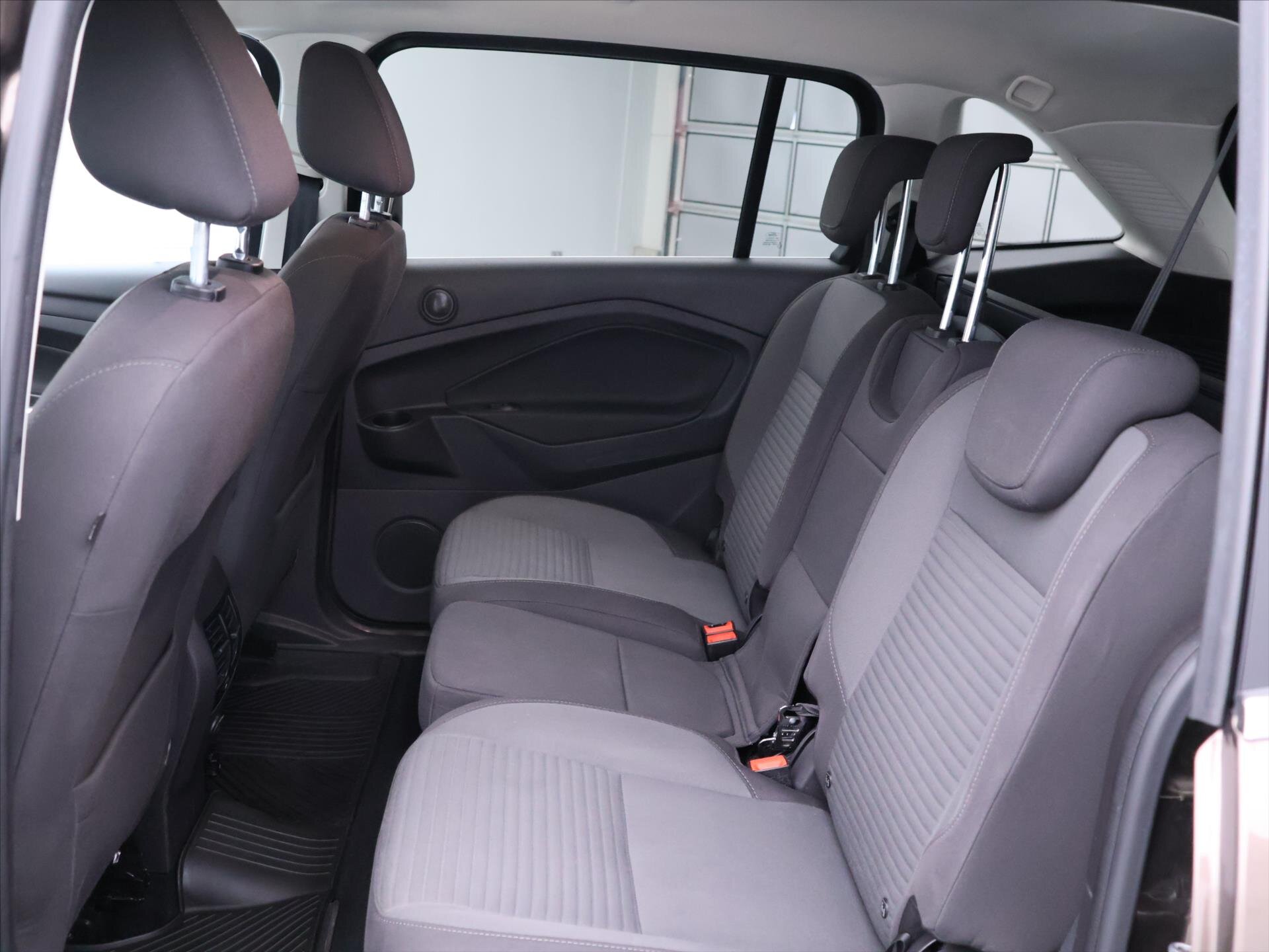 Ford Grand C-MAX Kombi 1,5 l 110 kw
