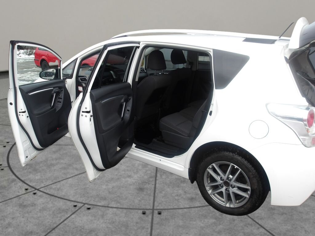 Toyota Verso MPV 1,6 l 82 kw