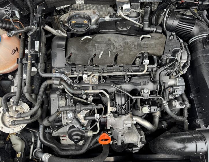 Volkswagen Passat Kombi 2,0 l 103 kw