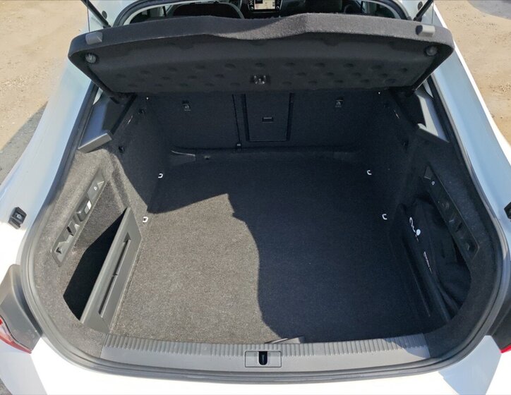 Škoda Superb Liftback 2,0 l 110 kw