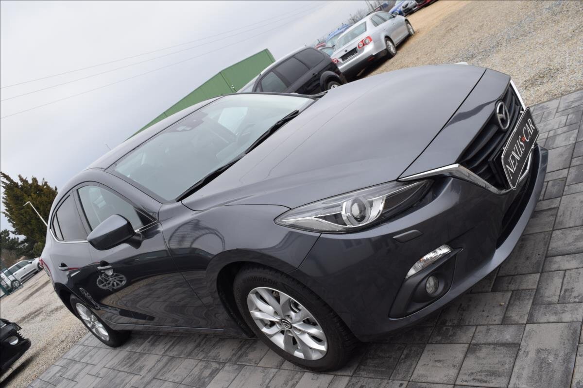 Mazda 3 Sedan / Limuzína 1,5 l 74 kw