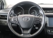 Toyota Avensis Kombi 2,0 l 105 kw