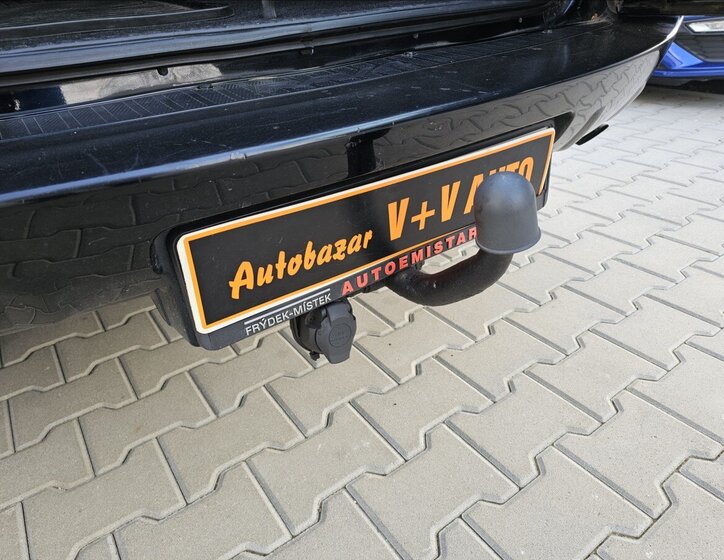 Toyota RAV4 Kombi 2,2 l 100 kw