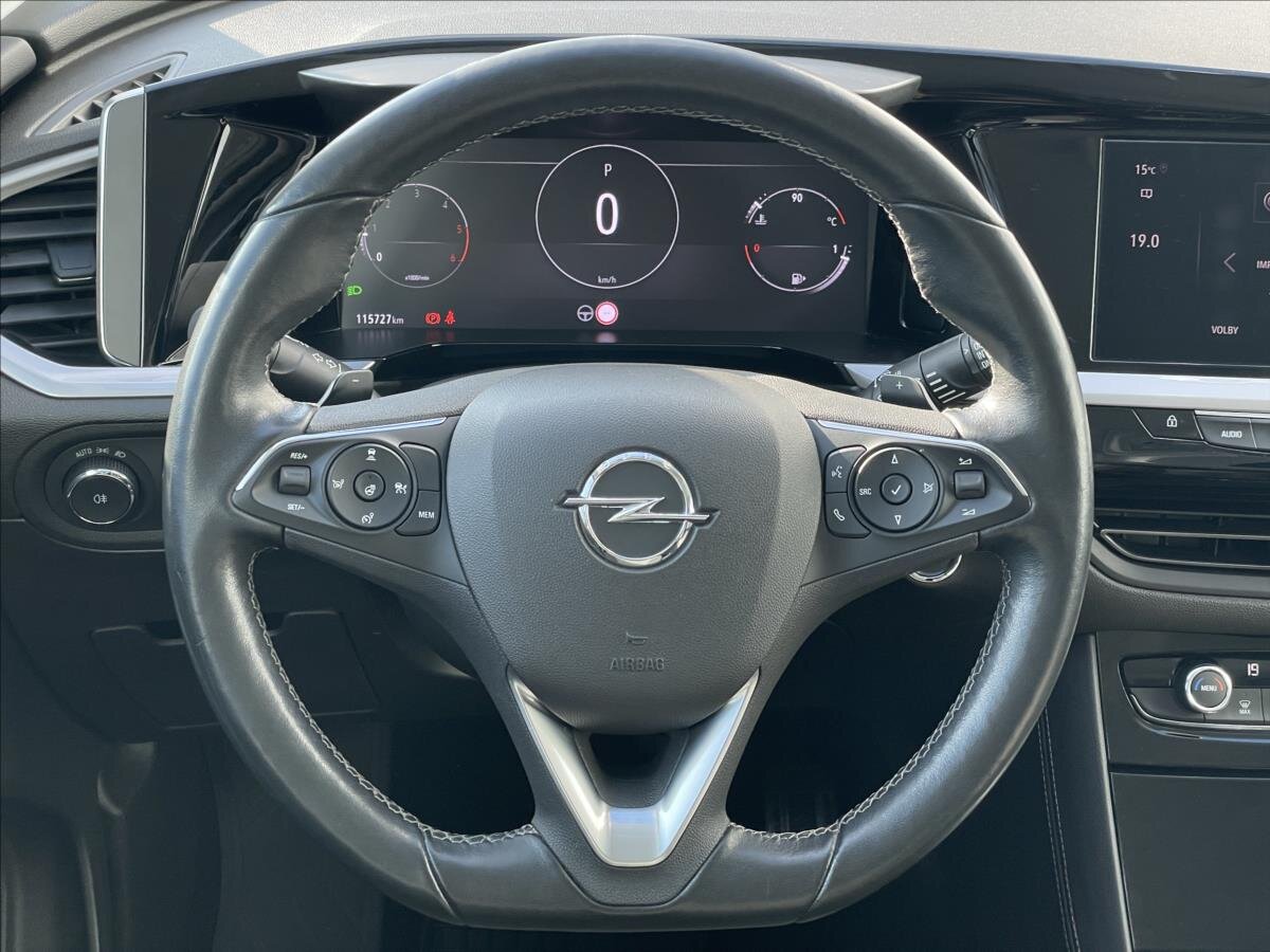 Opel Grandland SUV / Terénní 1,5 l 96 kw