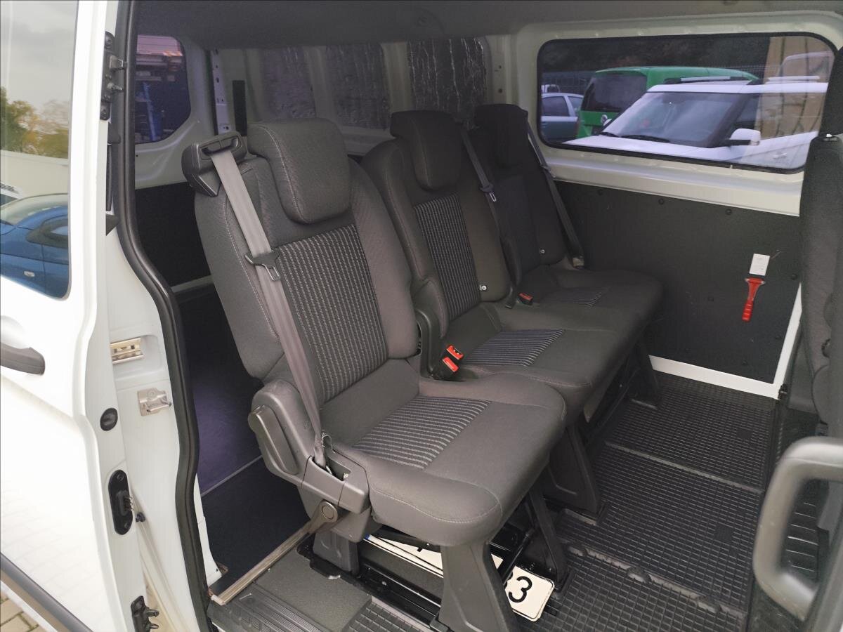 Ford Transit Custom Kombi 2,0 l 96 kw