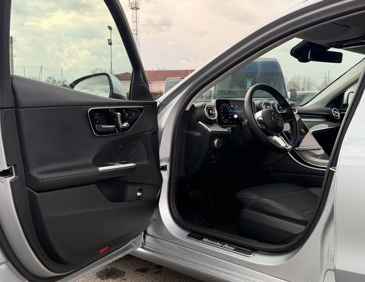 Mercedes-Benz Třídy C Kombi 1,5 l 150 kw