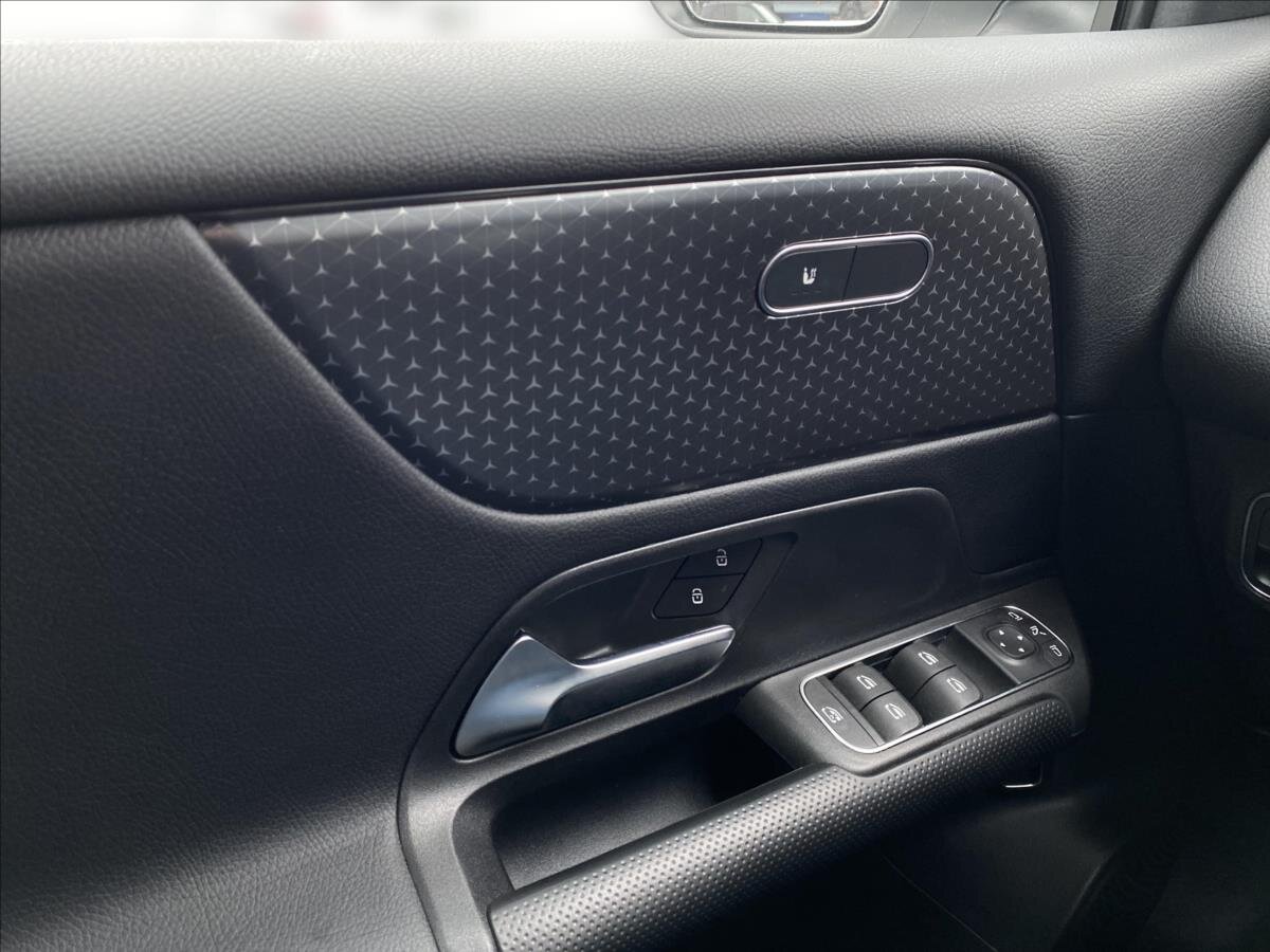 Mercedes-Benz GLB SUV 2,0 l 140 kw