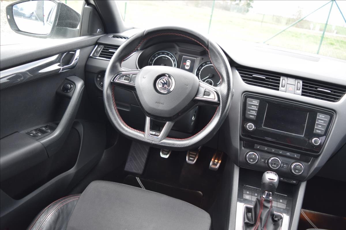 Škoda Octavia Sedan / Limuzína 2,0 l 135 kw