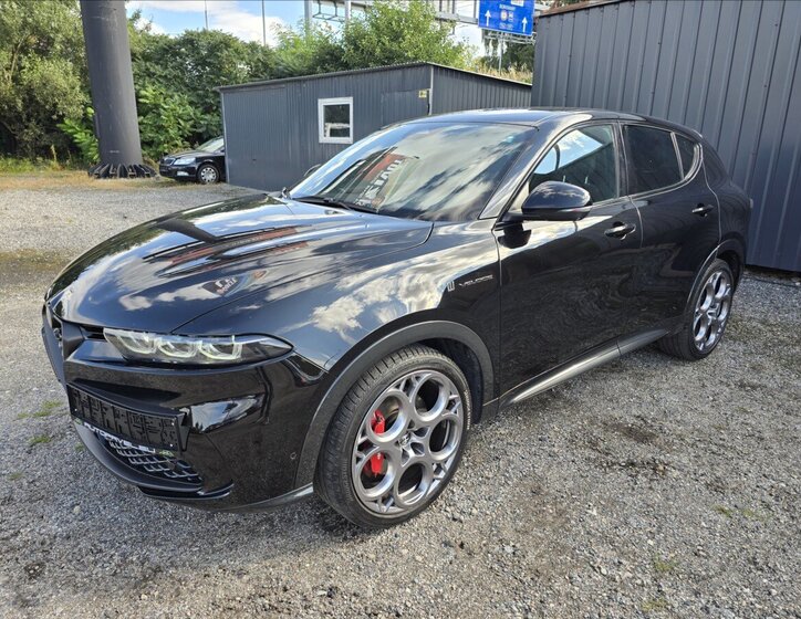 Alfa Romeo Tonale SUV / Terénní 1,5 l 117 kw