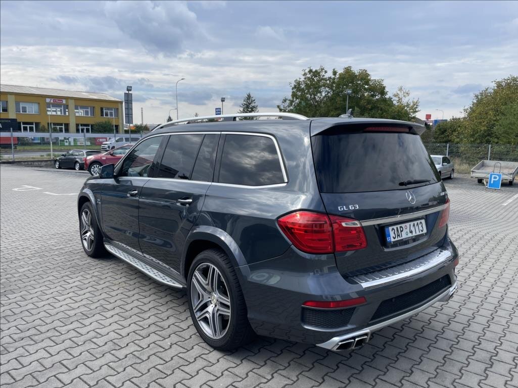 Mercedes-Benz GL Ostatní 5,5 l 410 kw