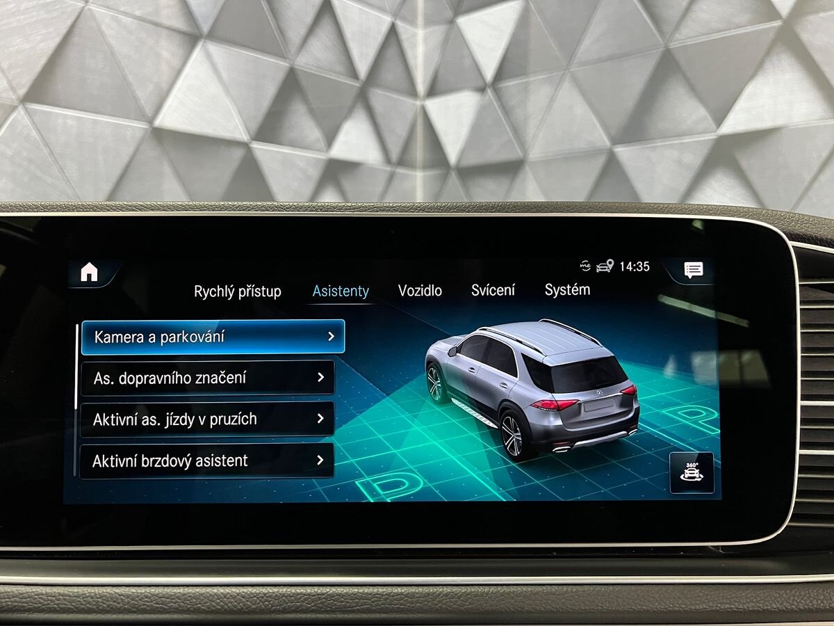 Mercedes-Benz GLE SUV / Terénní 2,0 l 245 kw