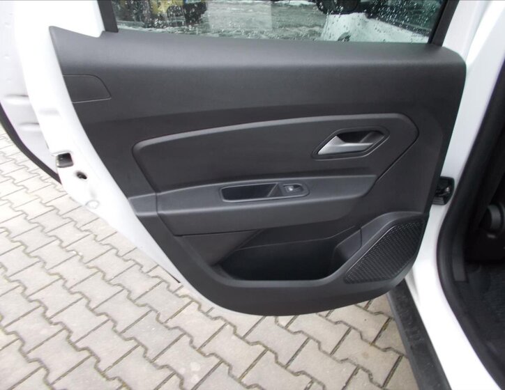 Dacia Duster SUV 999,0 67 kw