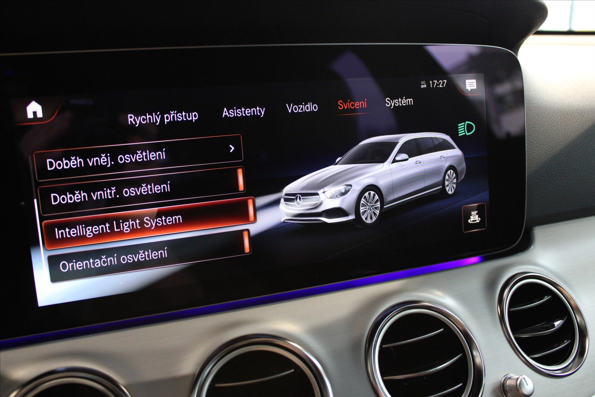 Mercedes-Benz Třídy E Kombi 2,0 l 147 kw