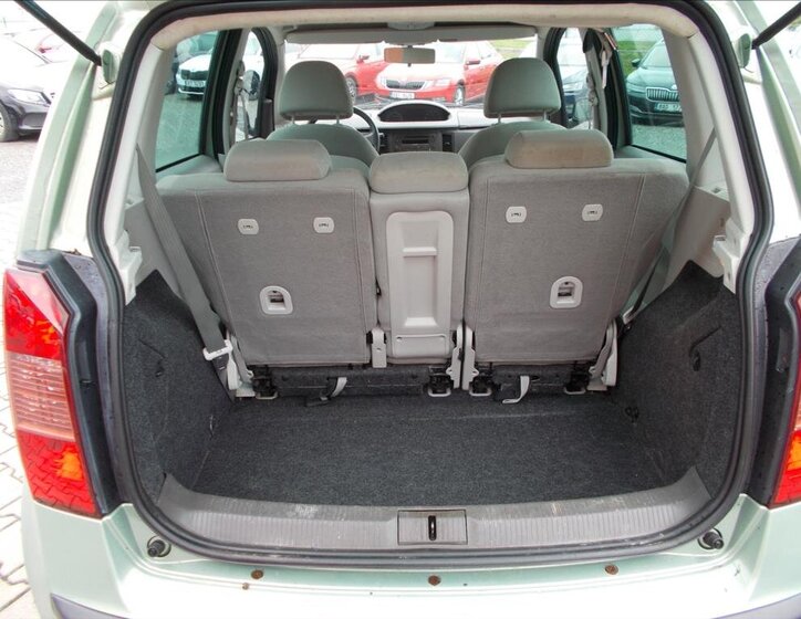 Fiat Idea Hatchback 1,9 l 74 kw