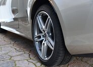 Mercedes-Benz Třídy E 12