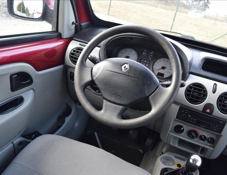 Renault Kangoo Kombi 1,1 l 55 kw