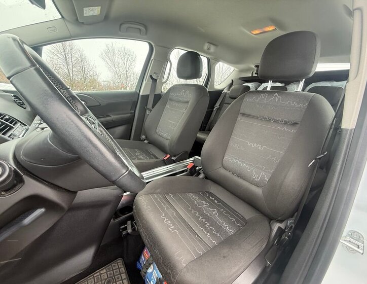 Opel Meriva MPV 1,4 l 74 kw