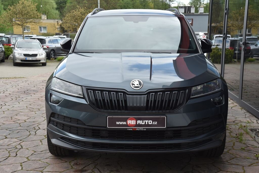 Škoda Karoq SUV / Terénní 1,5 l 110 kw