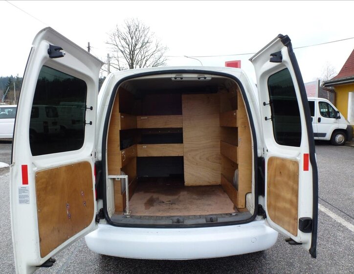 Volkswagen Caddy Skříň 1,9 l 55 kw