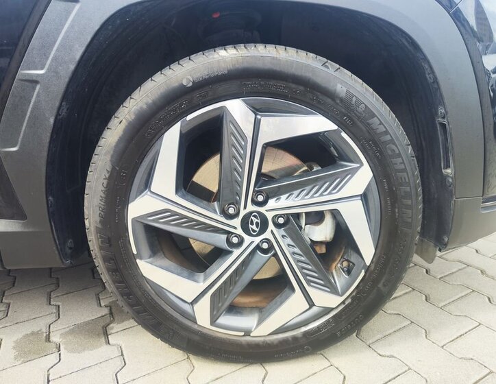 Hyundai Tucson SUV 1,6 l 169 kw