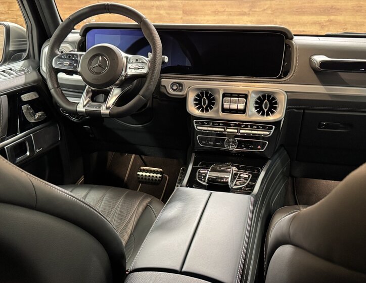 Mercedes-Benz Třídy G SUV 4,0 l 430 kw