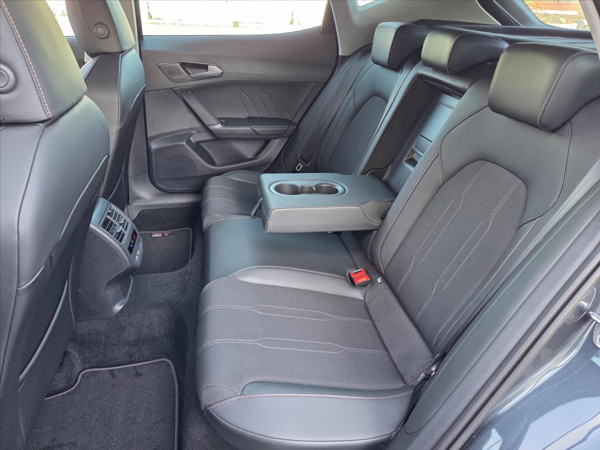 Cupra Formentor SUV / Terénní 1,5 l 110 kw