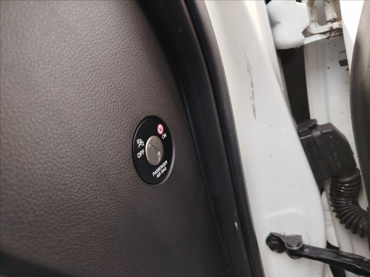 KIA Rio Hatchback 1,4 l 66 kw