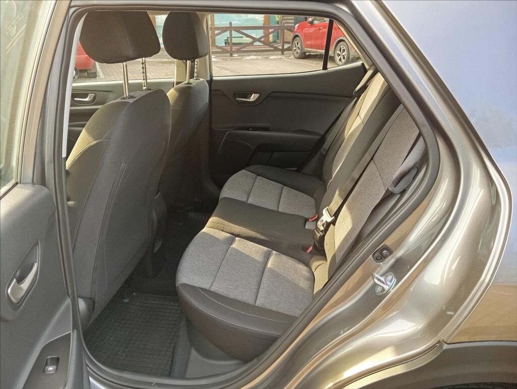 KIA Stonic SUV / Terénní 998,0 74 kw