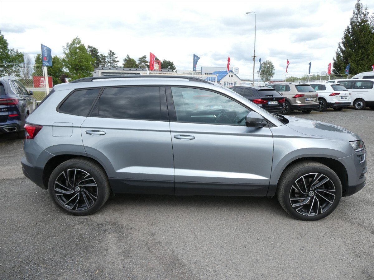 Škoda Karoq SUV / Terénní 2,0 l 110 kw