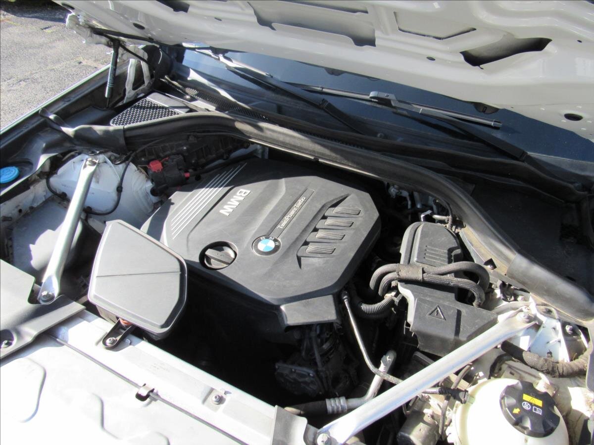 BMW X3 SUV 2,0 l 140 kw