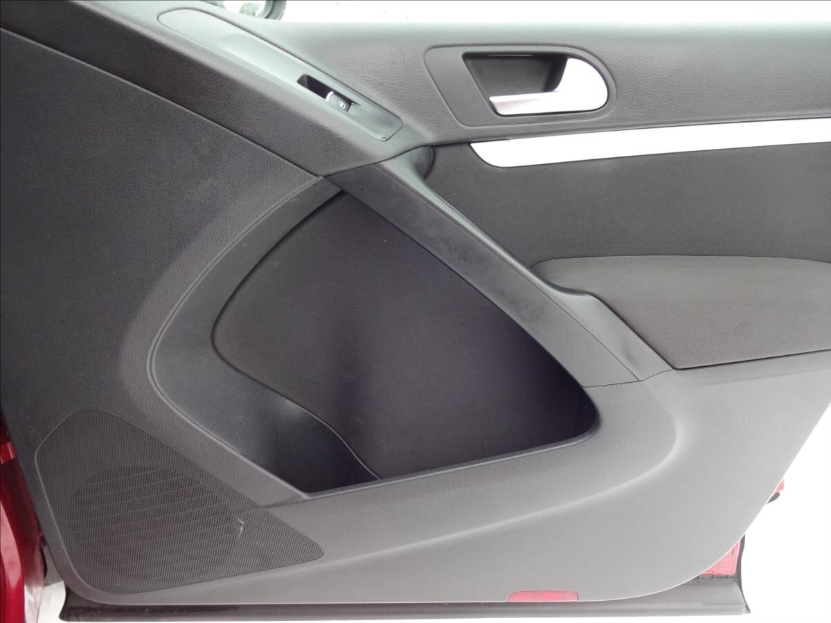 Volkswagen Tiguan SUV 1,4 l 92 kw