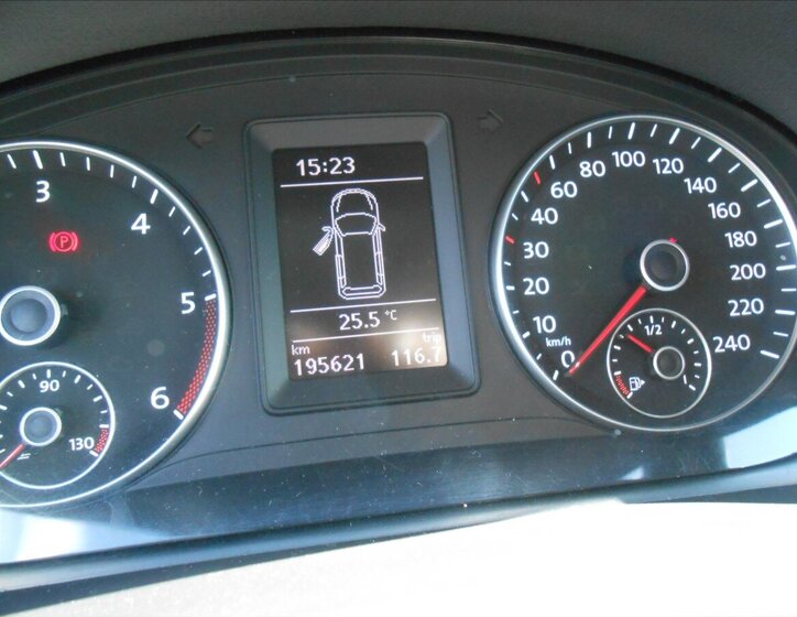 Volkswagen Touran MPV 1,6 l 77 kw