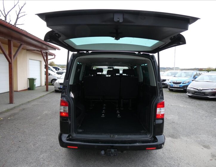 Volkswagen Caravelle Ostatní 2,5 l 96 kw