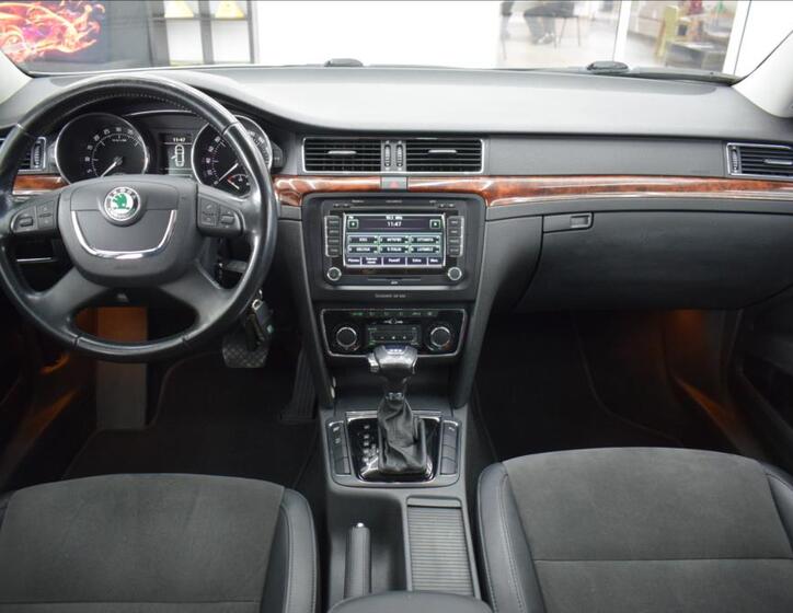 Škoda Superb 17