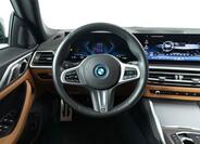 BMW i4 12