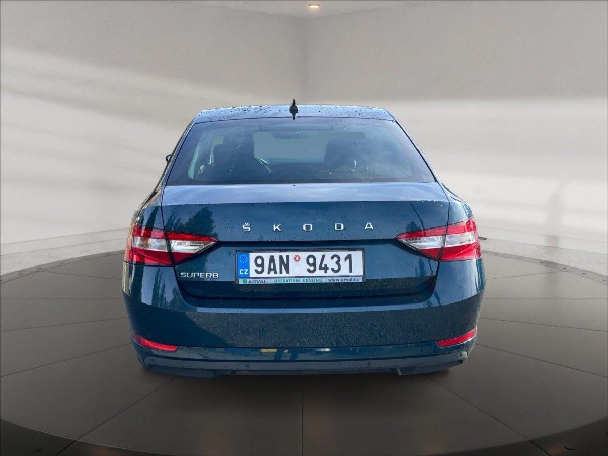 Škoda Superb