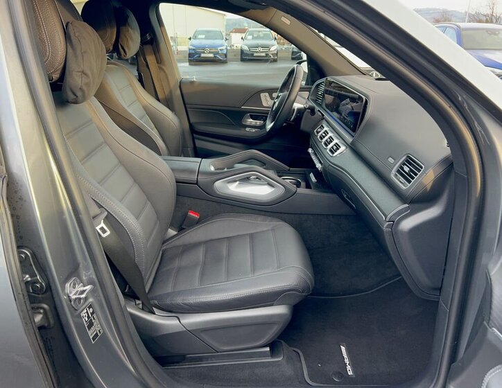 Mercedes-Benz Ostatní 10